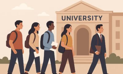 Students lining up at Patna University, reflecting the growing demand for law and professional courses.